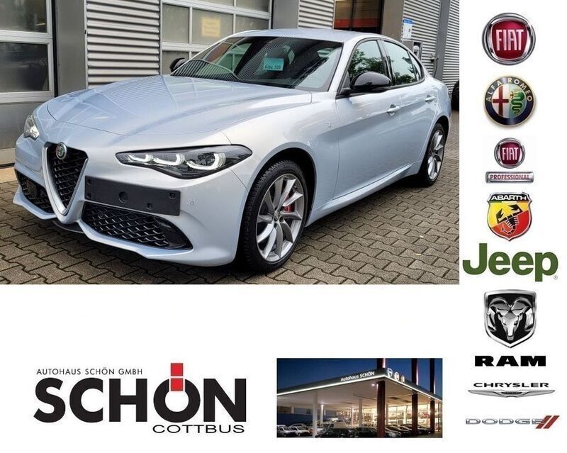 Grau Gebraucht 2023 Alfa Romeo Giulia Ti Limousine | 46.990 € (Teuer) - Bild 1/4