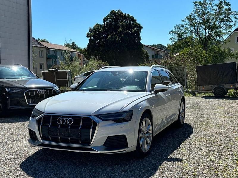 Gletscherweiß metallic Gebraucht 2021 Audi A6 Allroad Kombi | 23.999 € (Fairer Preis) - Bild 1/4