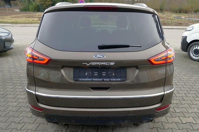 Gebraucht Ford S-MAX Vignale 241 PS (177 kW) 2018 Nocciolabraun (metallic) Van / Kleinbus