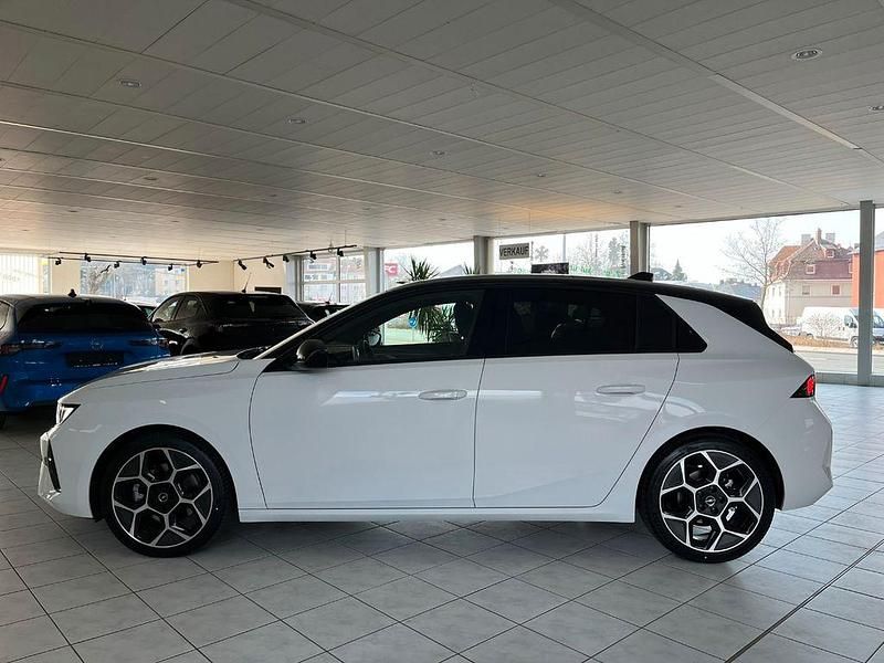 Gebraucht Opel Astra 136 PS (100 kW) 2025 Weiß Limousine