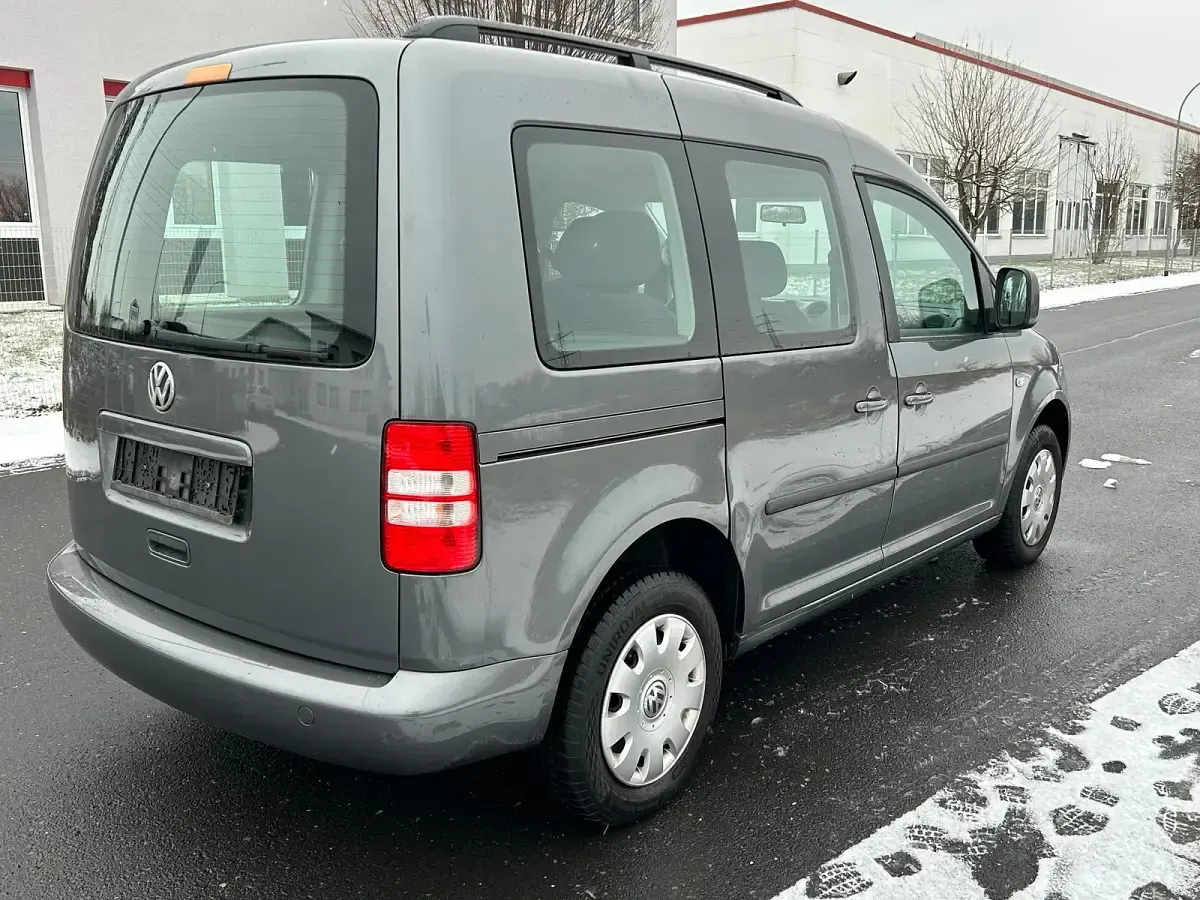 Gebraucht VW Caddy 90 PS (66 kW) 2012 Grau Van / Kleinbus