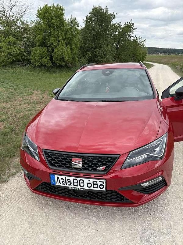 Gebraucht Seat Leon CUPRA 300 PS (220 kW) 2018 Rot Kombi