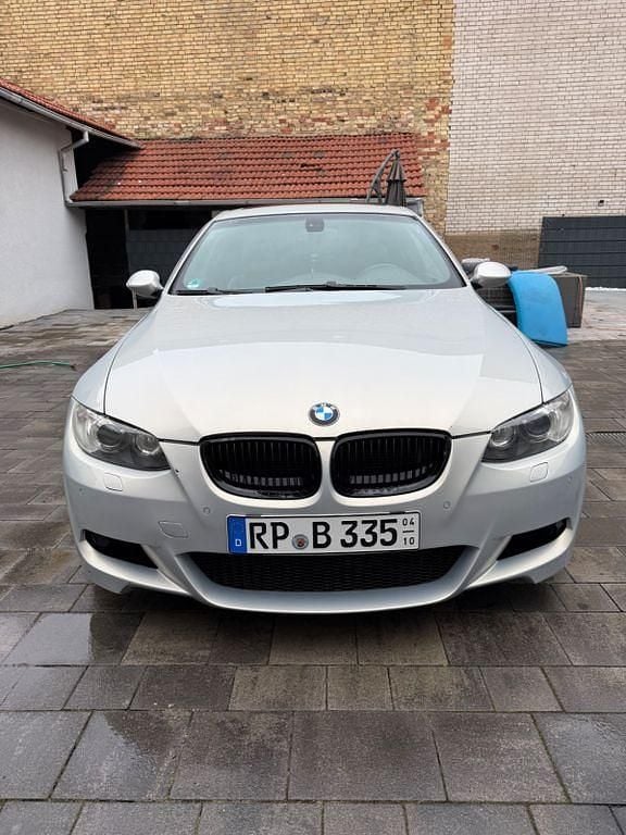 Gebraucht BMW 335 Comfort Edition 306 PS (225 kW) 2008 Silber Coupé