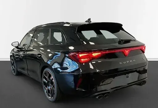 Gebraucht Cupra Leon VZ 333 PS (244 kW) 2025 Schwarz Kombi