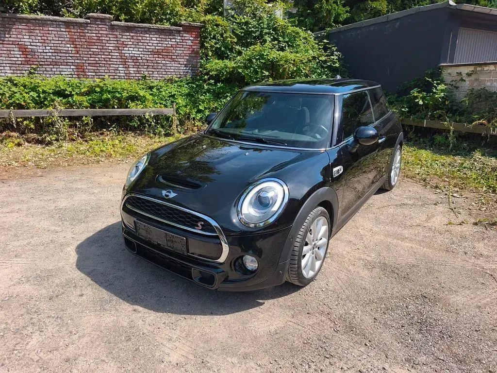 Gebraucht Mini Cooper S 192 PS (141 kW) 2018 Schwarz Kleinwagen