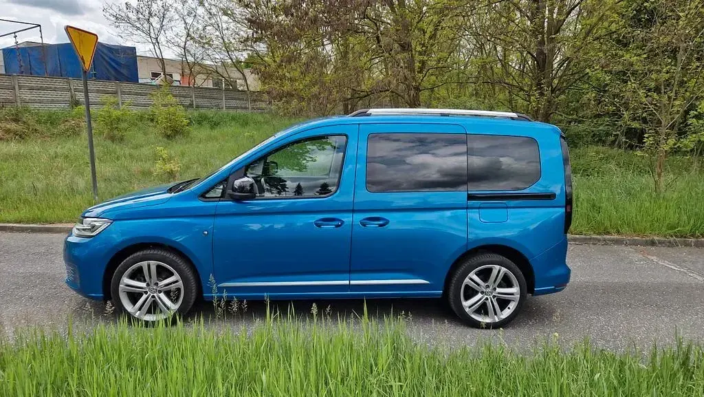 Gebraucht VW Caddy Highline 114 PS (83 kW) 2021 Blau Van / Kleinbus