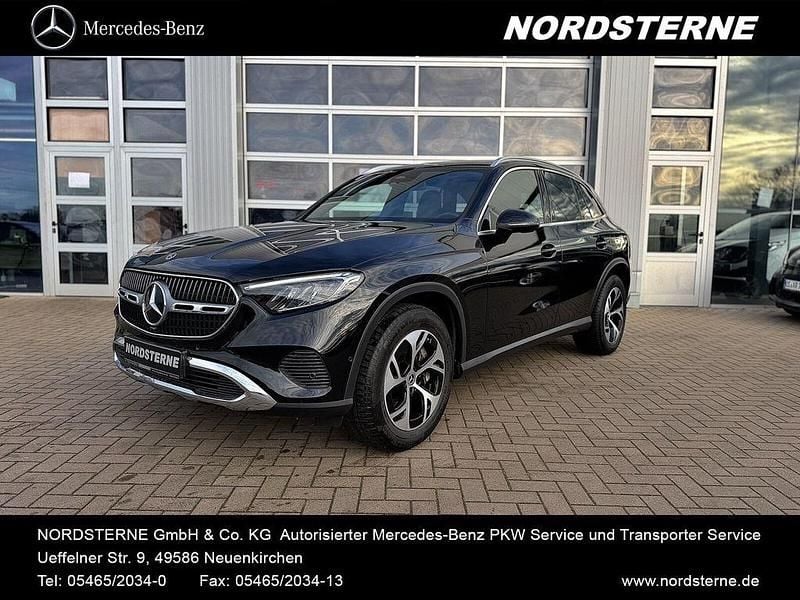 Schwarz Gebraucht 2024 Mercedes GLC300e SUV | 53.888 € (Guter Preis) - Bild 1/4
