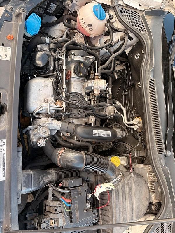 Gebraucht VW Polo Style 105 PS (77 kW) 2011 Weiß Kleinwagen