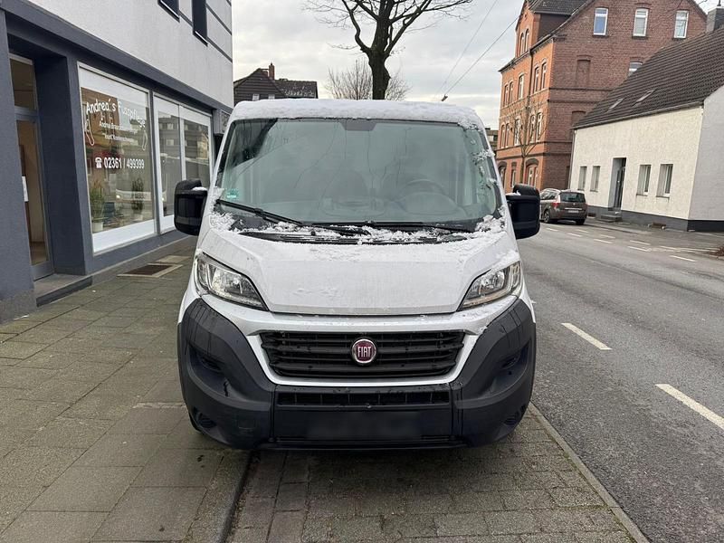 Gebraucht Fiat Ducato 116 PS (85 kW) 2019 Weiß Van