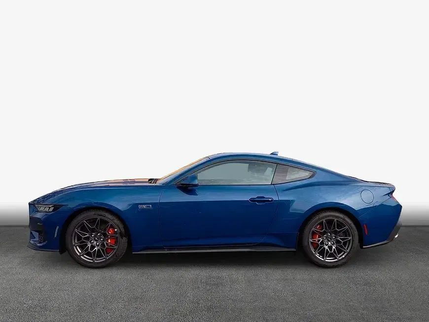 Neu Ford Mustang GT Fastback 446 PS (328 kW) 2026 Blau Coupé