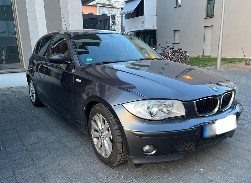 Gebraucht BMW 118 129 PS (94 kW) 2005 Grau Kleinwagen