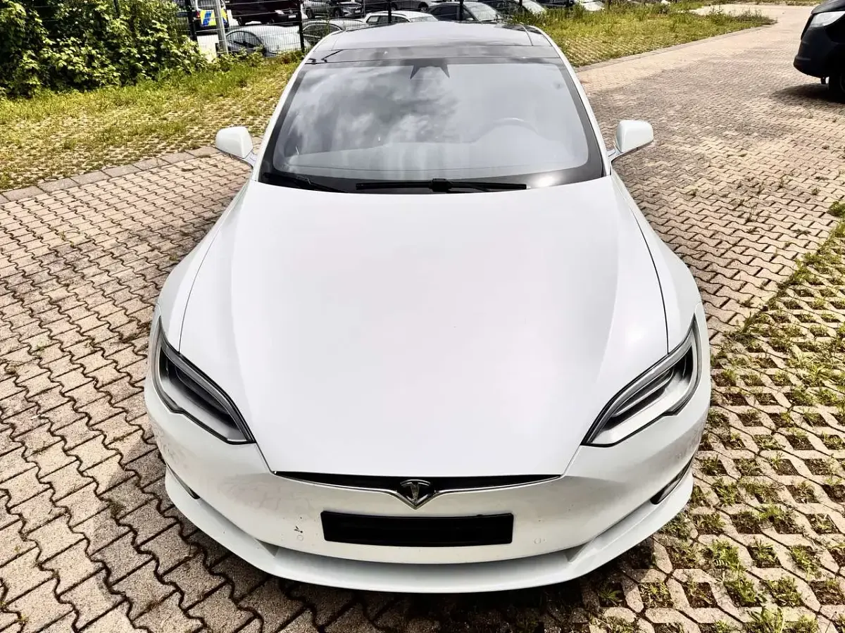 Gebraucht Tesla Model S 309 kW (421 PS) 2017 Weiß Kleinwagen
