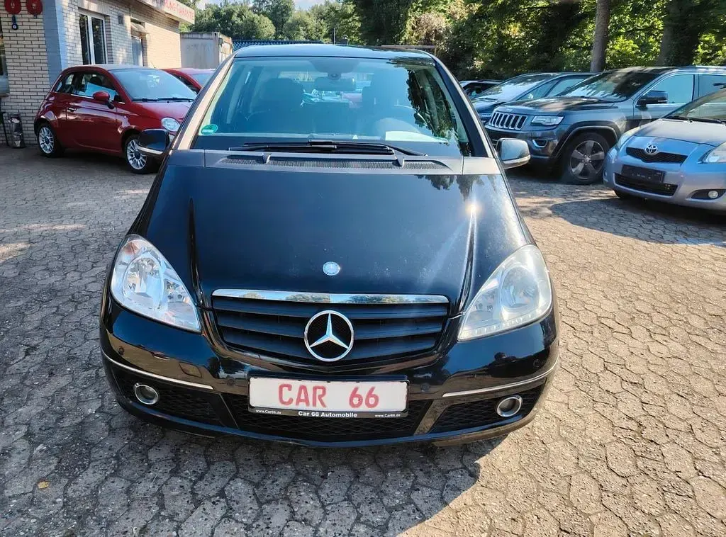 Gebraucht Mercedes A180 Edition 109 PS (80 kW) 2010 Schwarz Van / Kleinbus