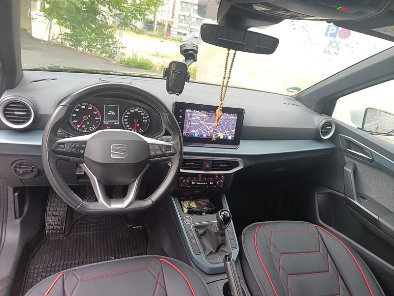 Gebraucht Seat Arona 90 PS (66 kW) 2022 Schwarz SUV