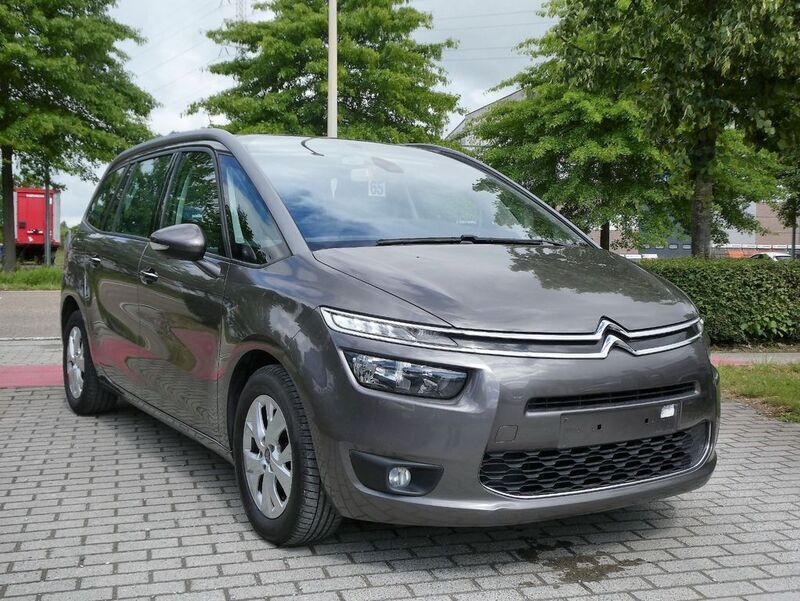 Grau Gebraucht 2016 Citroën Grand C4 Picasso Van / Kleinbus | 9.559 € (Guter Preis) - Bild 1/4