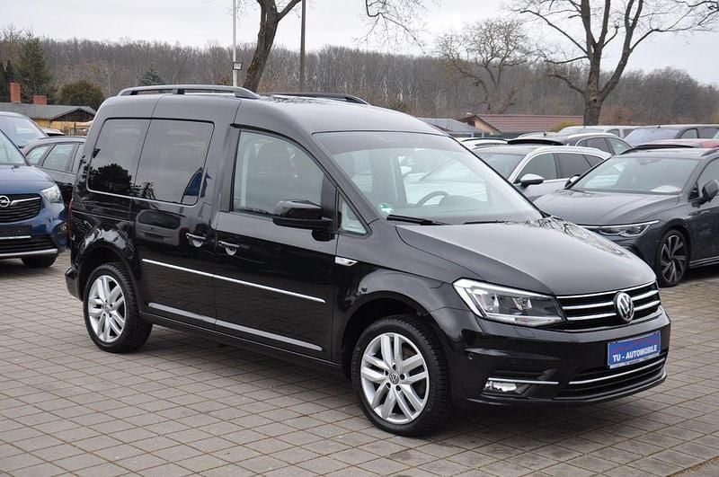 Gebraucht VW Caddy Highline 150 PS (110 kW) 2018 Deep black perleffekt Van / Kleinbus