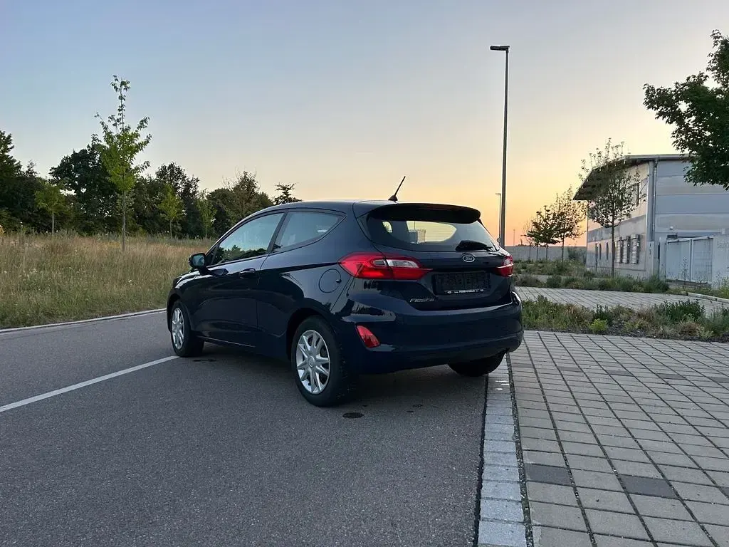 Gebraucht Ford Fiesta 71 PS (52 kW) 2019 Blau Kleinwagen