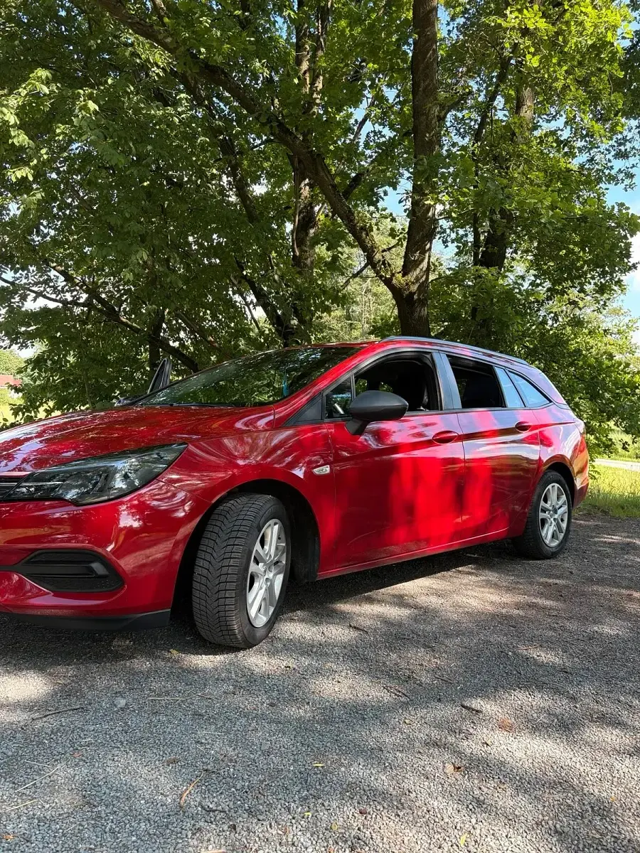 Gebraucht Opel Astra 131 PS (96 kW) 2021 Rot Kombi