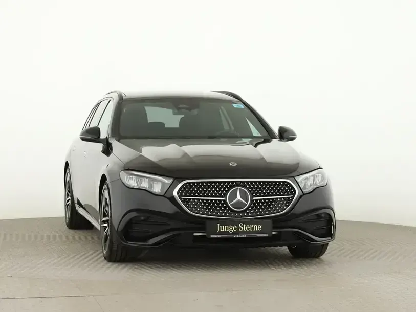 Gebraucht Mercedes E200 Advanced 204 PS (150 kW) 2025 Schwarz Kombi
