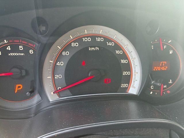 Gebraucht Isuzu D-Max 163 PS (119 kW) 2011 Silber Pickup