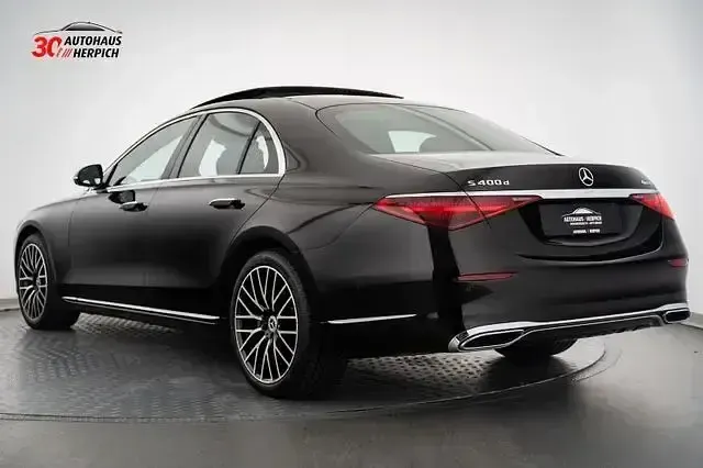 Gebraucht Mercedes S400 330 PS (242 kW) 2021 Onyxschwarz metallic Limousine