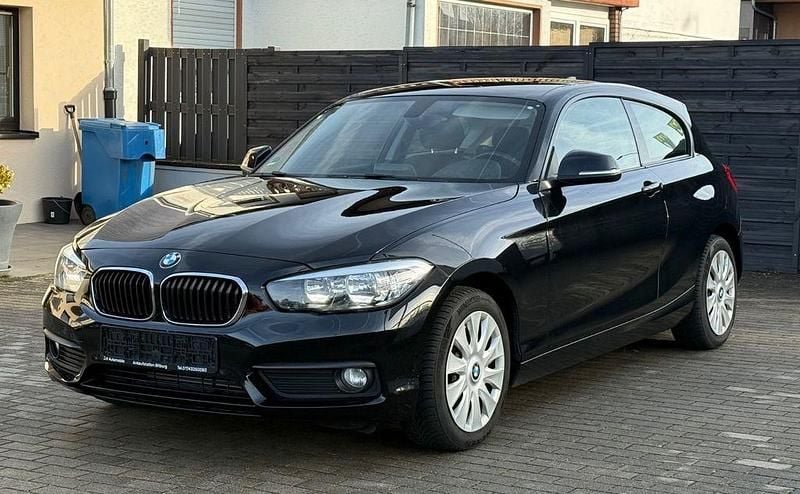 Schwarz Gebraucht 2015 BMW 116 Advantage Kleinwagen | 7.200 € (Superpreis) - Bild 1/4