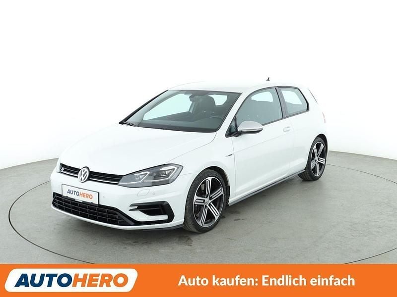 Weiß Gebraucht 2017 VW Golf VII R Limousine | 20.730 € (Fairer Preis) - Bild 1/3