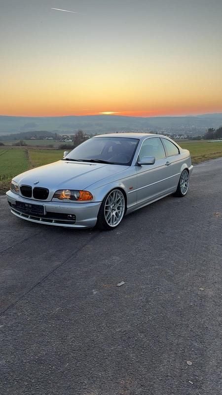 Silber Gebraucht 2000 BMW 328 Performance Coupé | 9.999 € (Guter Preis) - Bild 1/4