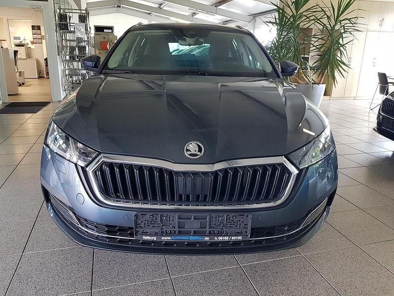Gebraucht Skoda Octavia Style 150 PS (110 kW) 2020 Quarzgrau metallic Kombi