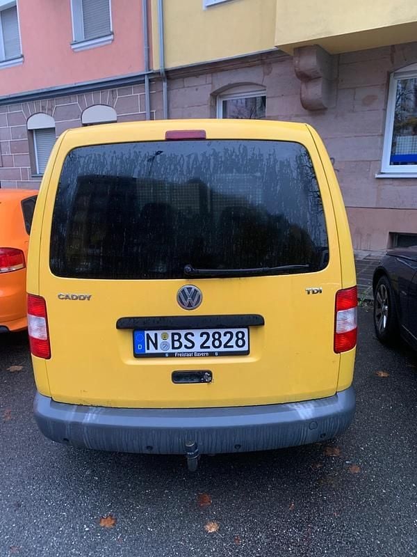 Usata VW Caddy 109 CV (80 kW) 2006 Monovolume