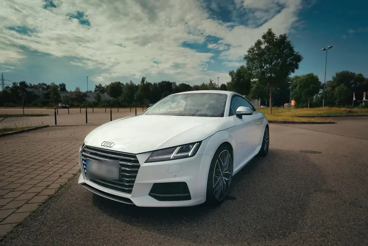 Gebraucht Audi TTS 310 PS (228 kW) 2015 Weiß Coupé