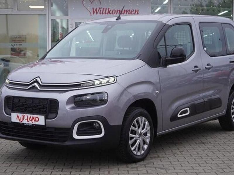 Gebraucht Citroën Berlingo Feel 131 PS (96 kW) 2024 Silber Van / Kleinbus