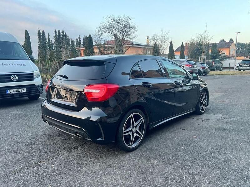 Gebraucht Mercedes A200 AMG 156 PS (114 kW) 2014 Schwarz Limousine