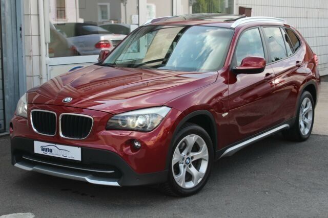 Gebraucht BMW X1 150 PS (110 kW) 2010 Rot metallic SUV