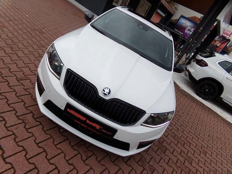 Weiß Gebraucht 2015 Skoda Octavia RS Kombi | 18.781 € (Etwas zu teuer) - Bild 1/4