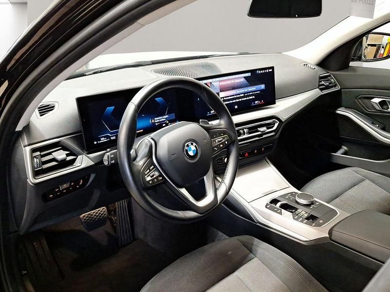 Gebraucht BMW 320 184 PS (135 kW) 2022 Schwarz Kombi