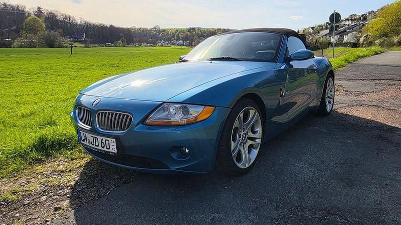 Gebraucht BMW Z4 231 PS (169 kW) 2003 Blau Cabrio