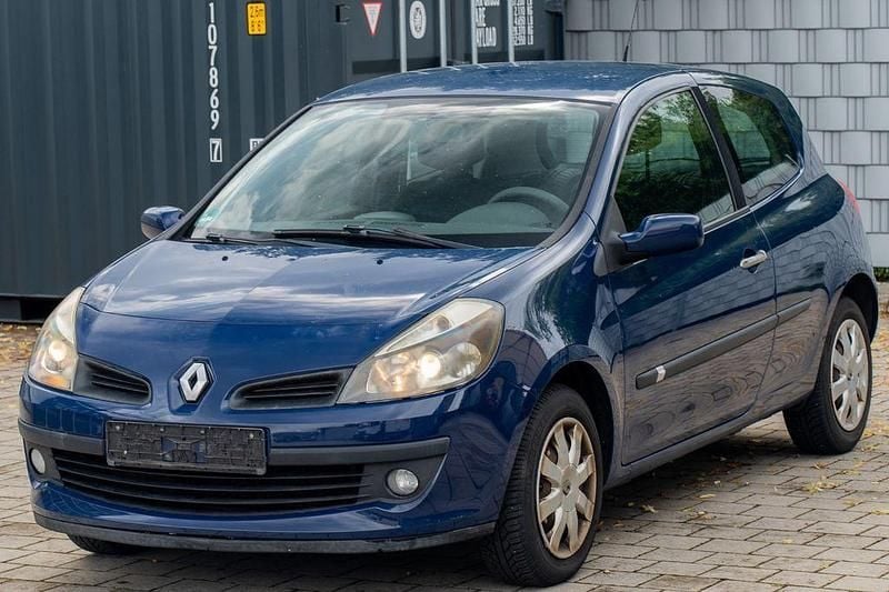 Blau Gebraucht 2007 Renault Clio III Dynamique Kleinwagen | 899 € (Superpreis) - Bild 1/4