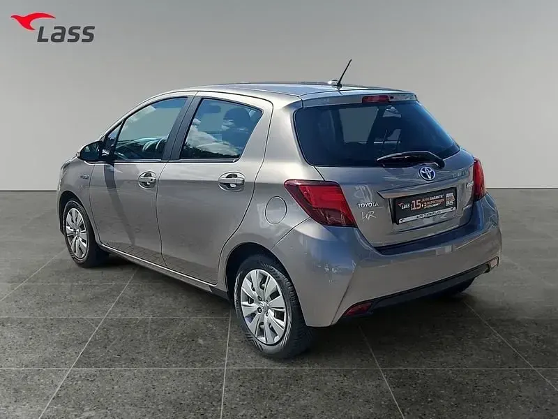 Gebraucht Toyota Yaris 101 PS (74 kW) 2015 Other Kleinwagen