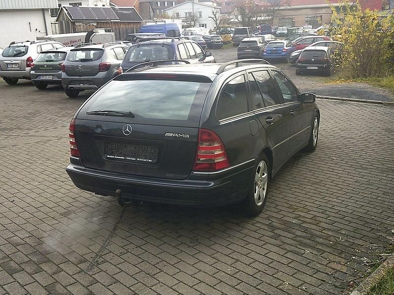 Gebraucht Mercedes C270 Avantgarde 170 PS (125 kW) 2005 Kombi