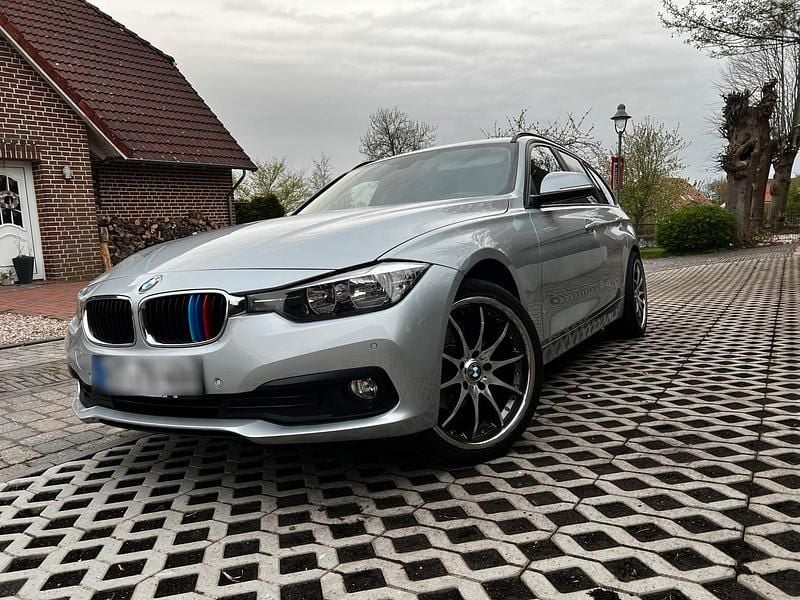 Gebraucht BMW 318 150 PS (110 kW) 2017 Silber Kombi