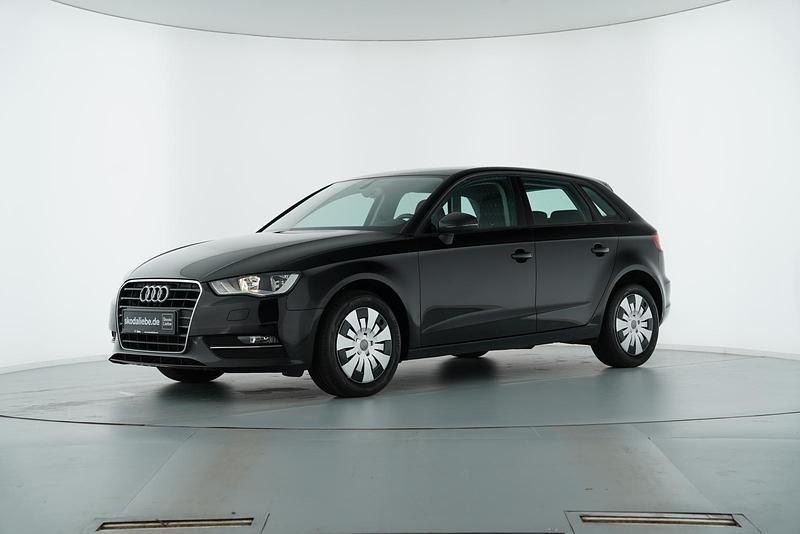 Gebraucht Audi A3 Comfort 105 PS (77 kW) 2013 Brillantschwarz Limousine