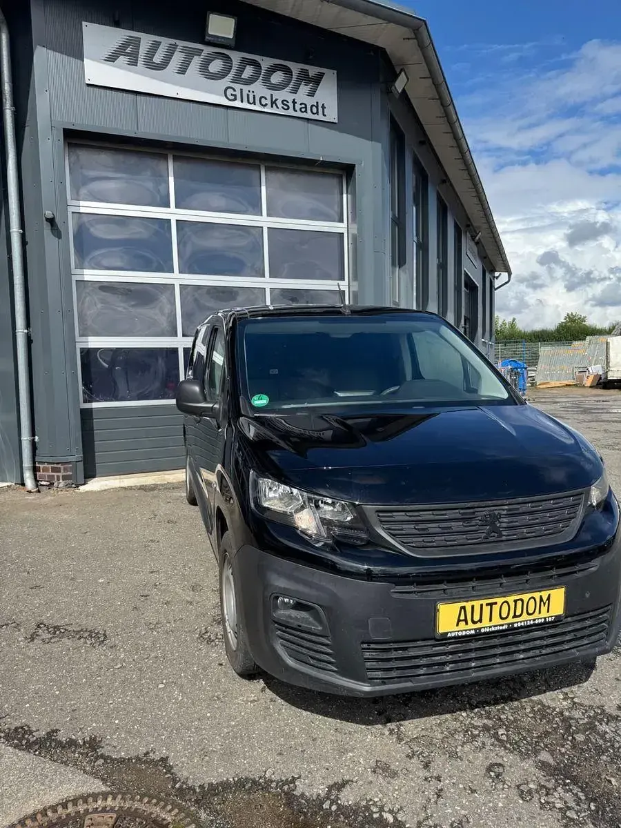 Gebraucht Peugeot Partner Premium 102 PS (75 kW) 2021 Van / Kleinbus