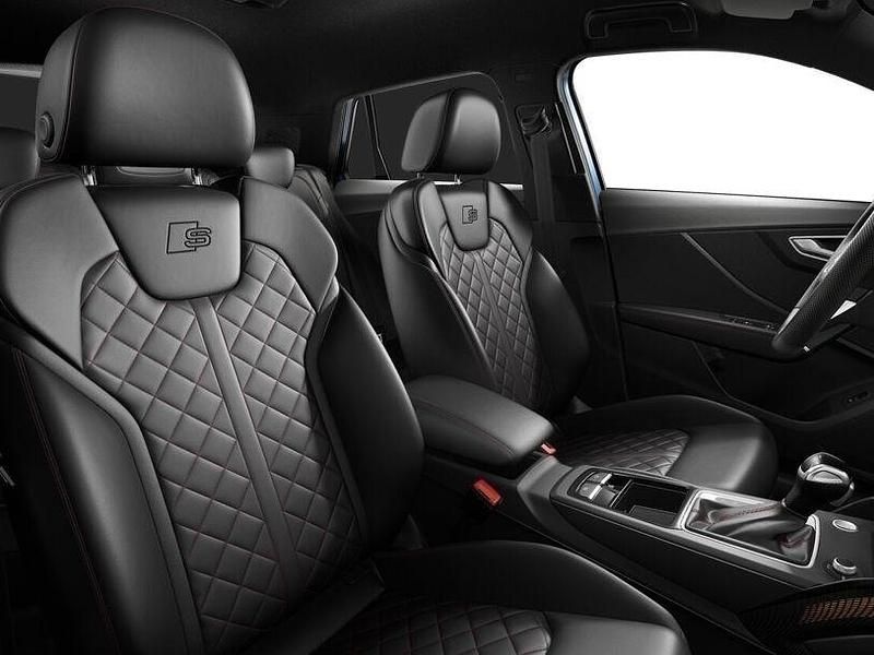 Gebraucht Audi Q2 S-Line 150 PS (110 kW) 2025 Blau SUV