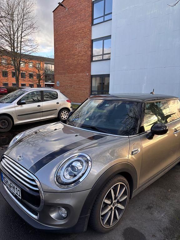 Gebraucht Mini Cooper 102 PS (75 kW) 2019 Schwarz Kleinwagen