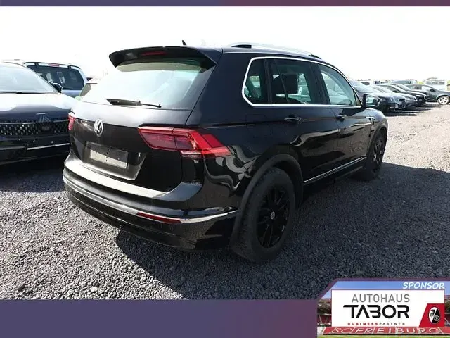 Gebraucht VW Tiguan Highline 150 PS (110 kW) 2018 Schwarz SUV