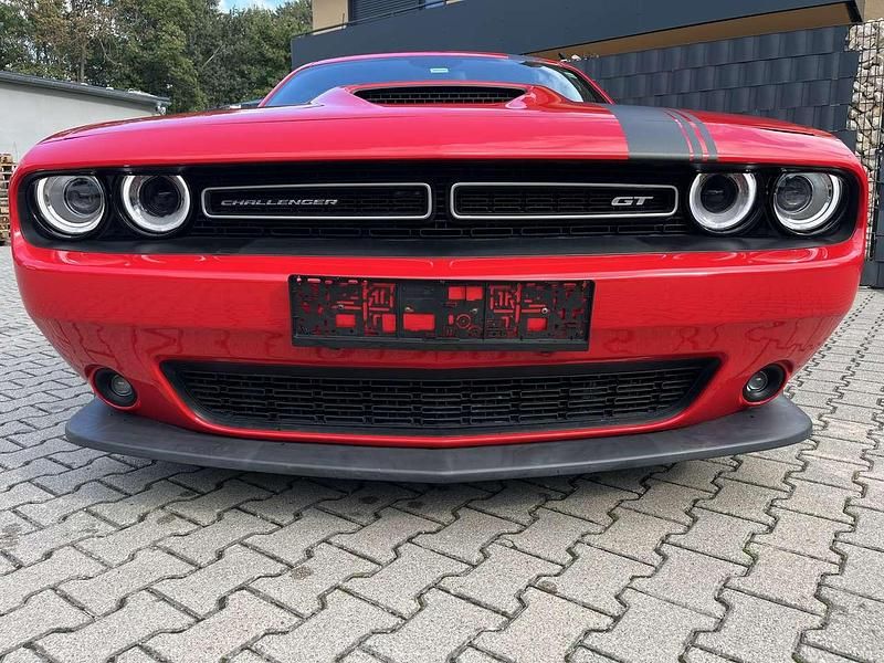 Gebraucht Dodge Challenger SXT 309 PS (227 kW) 2021 Rot Coupé