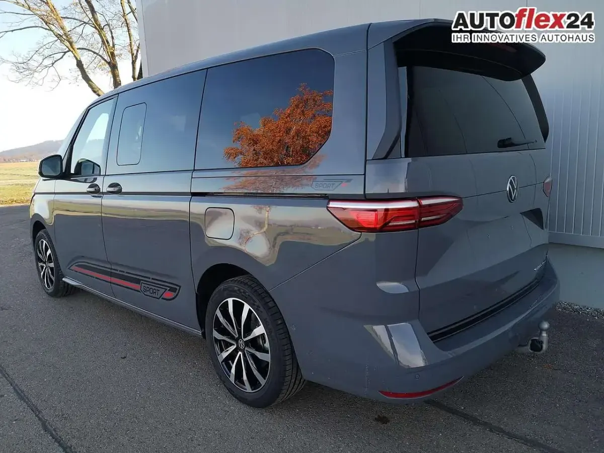 Neu VW Multivan Comfortline 150 PS (110 kW) 2026 Puregrey Van / Kleinbus