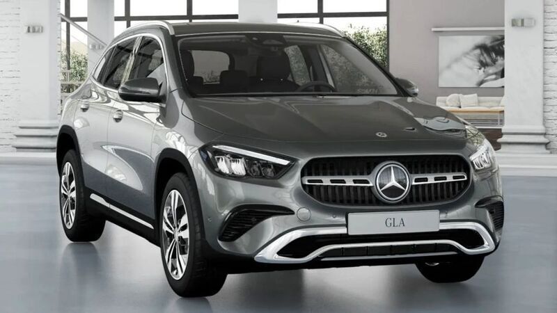 Grau Gebraucht 2024 Mercedes GLA250 AMG line SUV | 45.650 € (Fairer Preis) - Bild 1/4