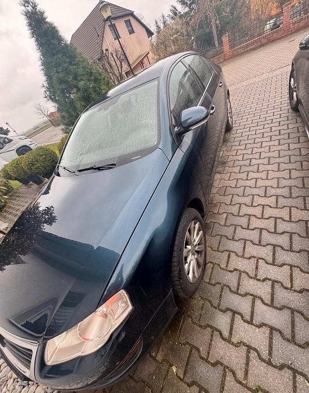 Gebraucht VW Passat 116 PS (85 kW) 2007 Limousine